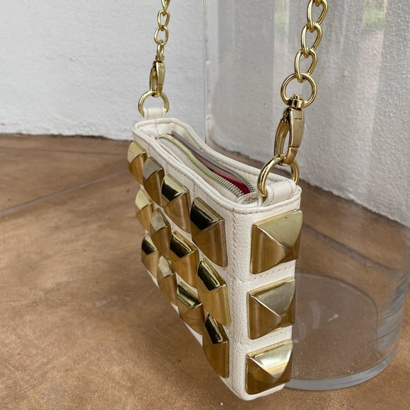 Betsy Johnson White Leather Crossbody/Clutch Bag - Picture 4 of 8